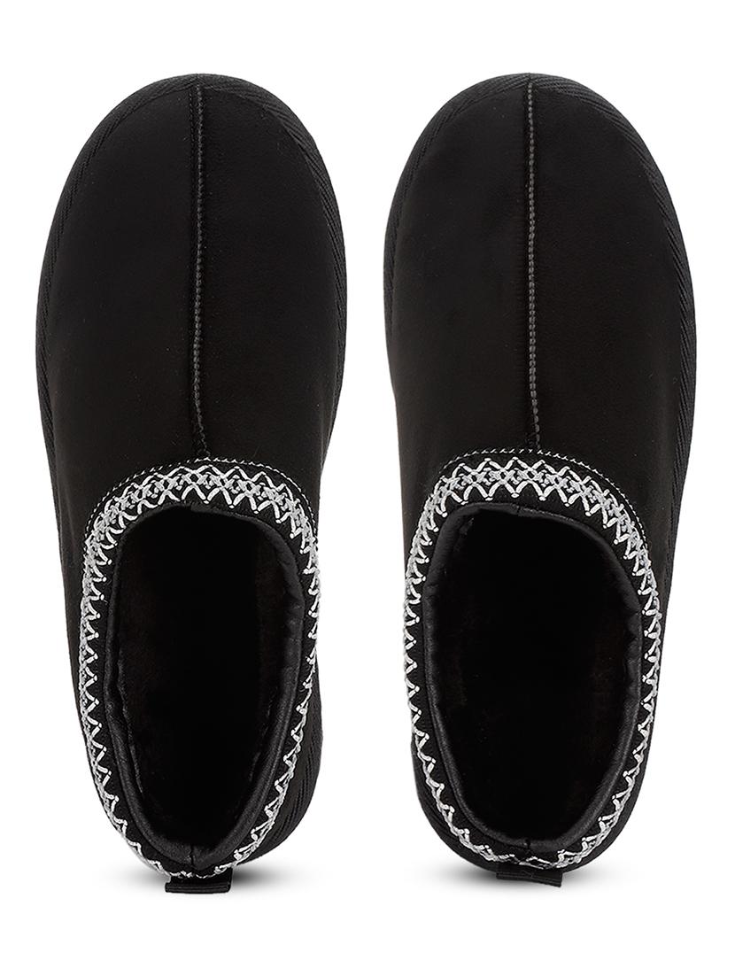 women solid slop on casual shoes - 21539183 - Standard Image - 3