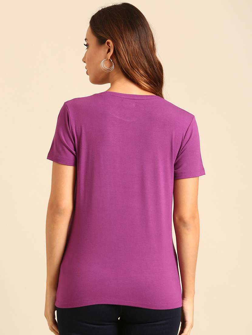 women round neck plain t-shirt - 21539445 -  Standard Image - 3