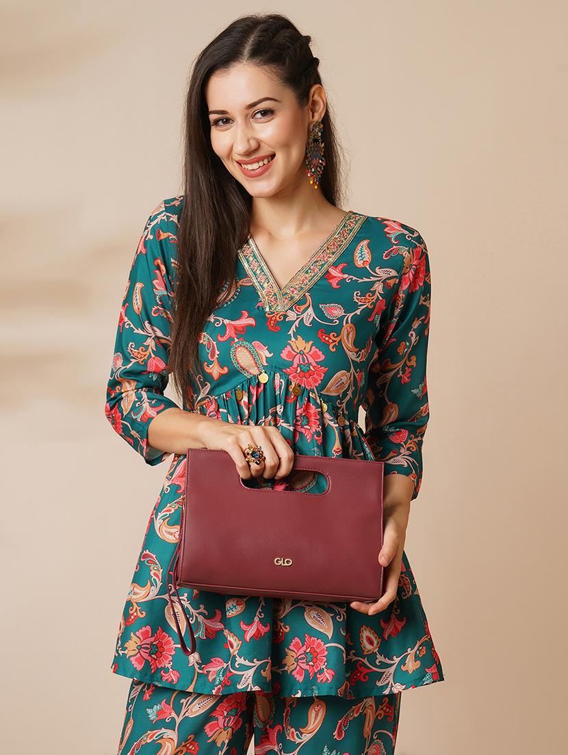 globus women maroon vegan leather textured handheld bag with detachable wrist strap - 21541613 - Standard Image - 5