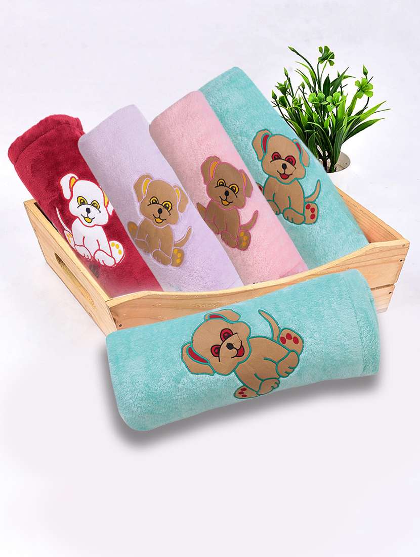 newborn baby swaddle blanket - 21543522 -  Standard Image - 3