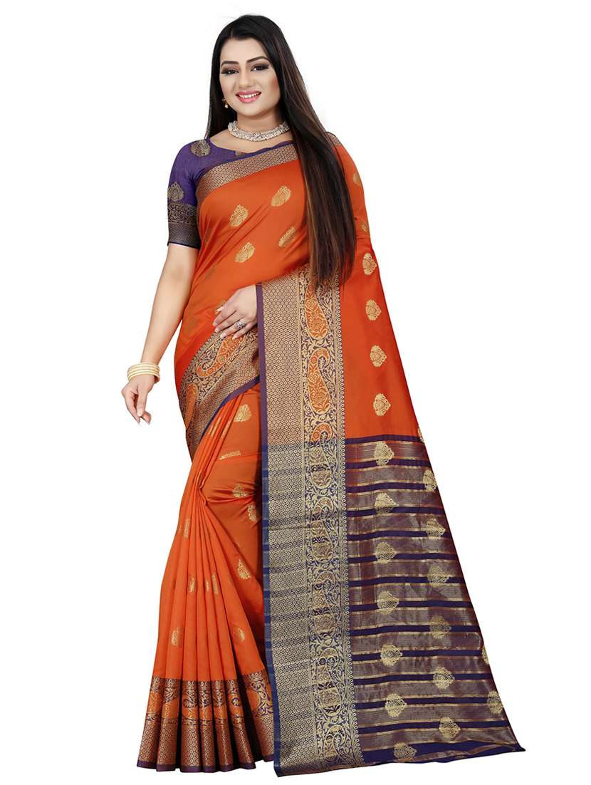 women self design banarasi saree