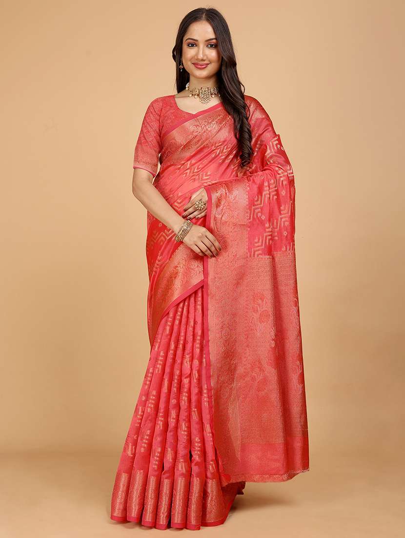 women self design baluchari saree