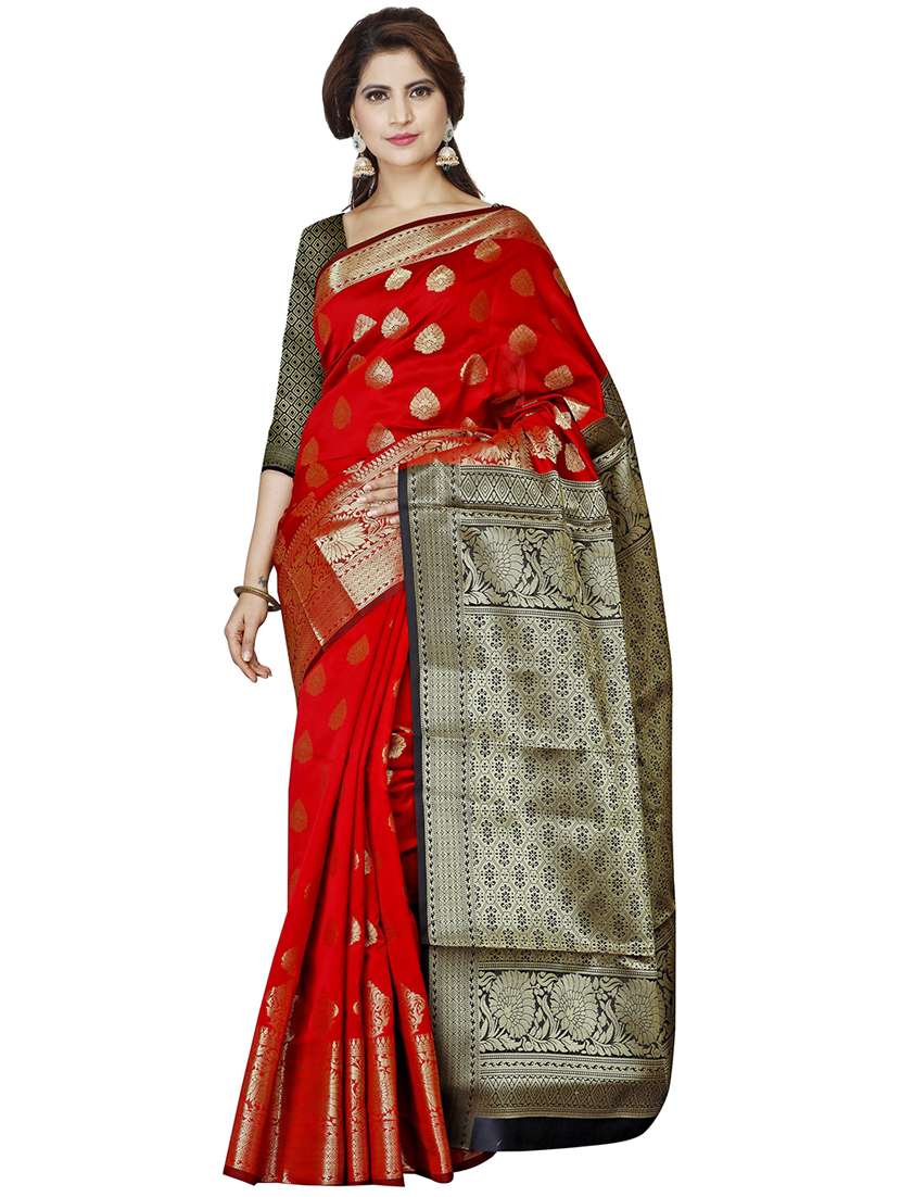 women self design kanjivaram saree