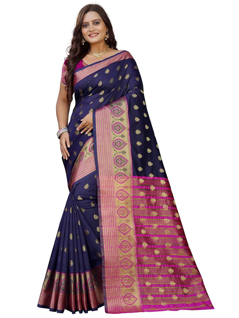 women self design bordered saree