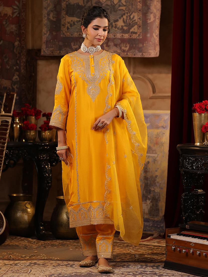 women three quarter sleeve kurta pant with dupatta set - 21544572 -  Zoom Image - 0