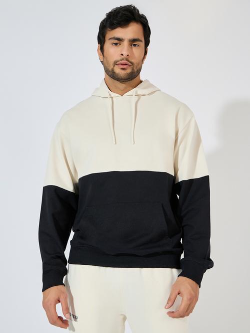 men color blocked hoocded sweatshirt - 21544809 -  Standard Image - 0
