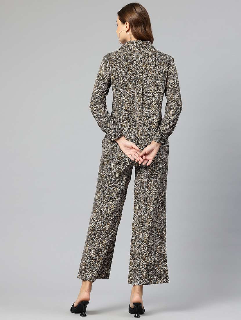 women printed shirt and trouser co-ord set - 21547517 -  Standard Image - 3