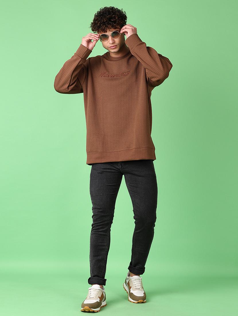 men round neck plain t-shirt - 21547721 - Standard Image - 3