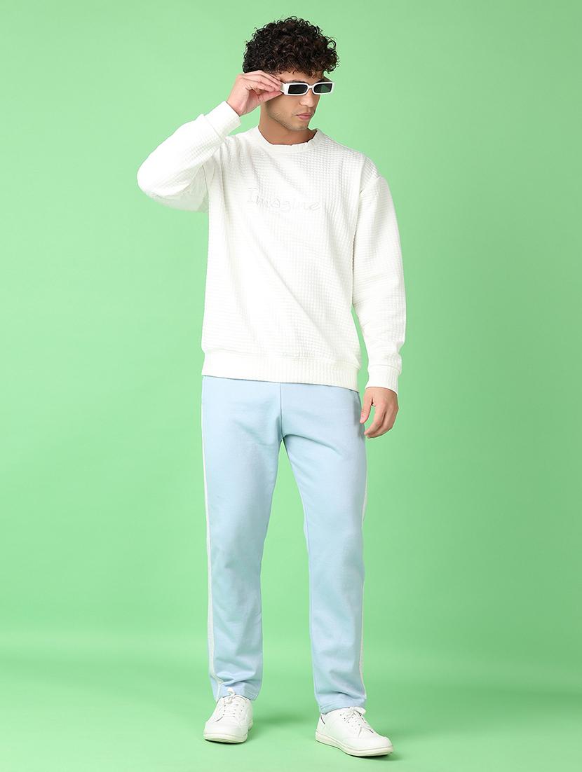 men round neck plain t-shirt - 21547723 - Standard Image - 3