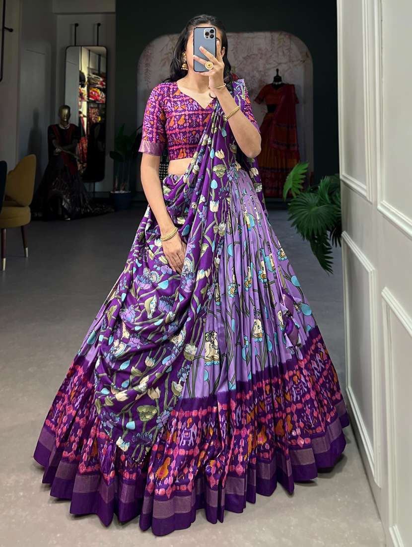 women printed flared lehenga