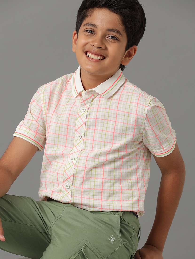 boys checkered short sleeve shirt - 21549502 - Standard Image - 3