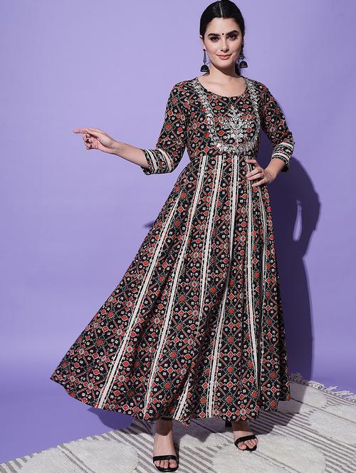 women black printed anarkali kurta - 21549935 - Standard Image - 0