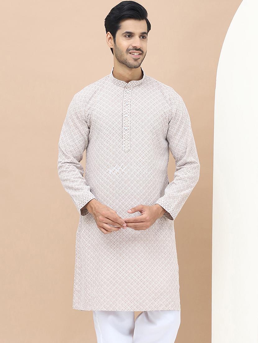 men embroidered mandarin neck kurta 