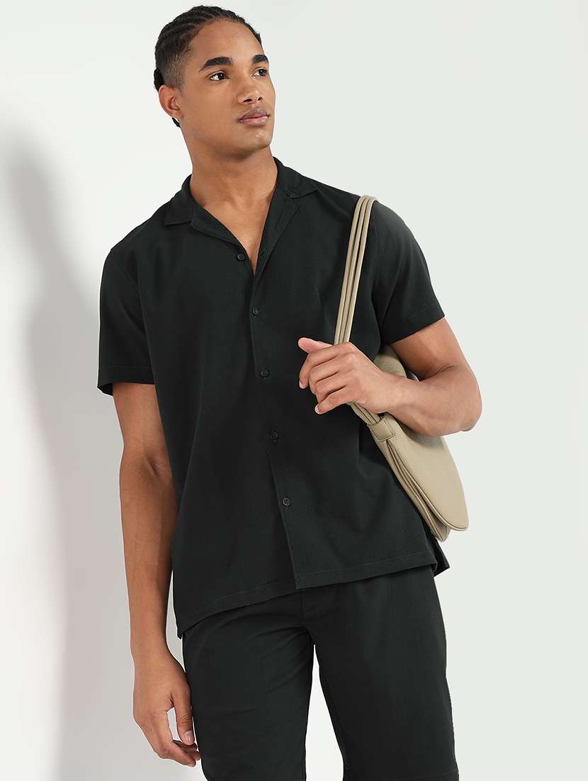 men solid shirt and short co-ord set - 21550162 - Standard Image - 3