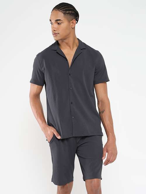 men solid shirt and short co-ord set - 21550164 - Standard Image - 0