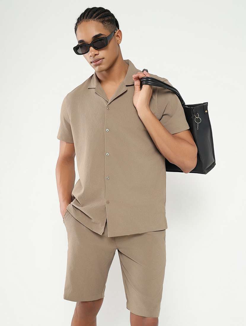 men solid shirt and short co-ord set - 21550167 - Standard Image - 3