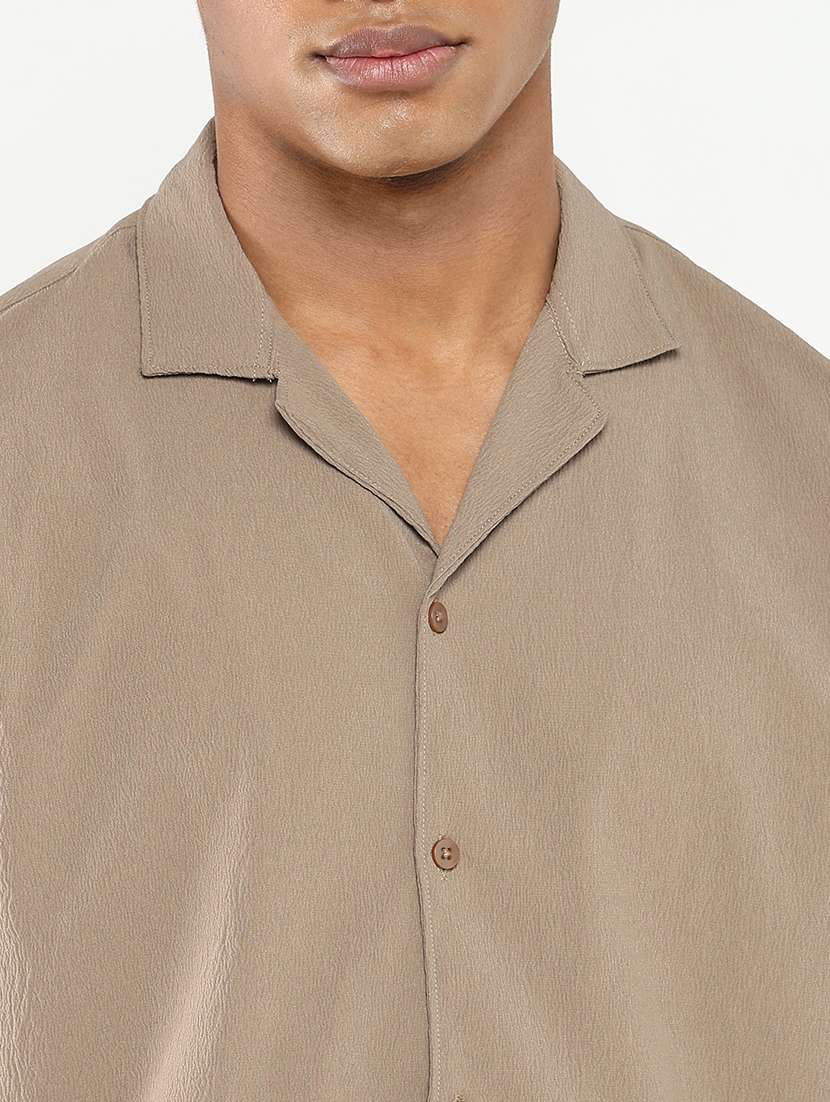 men solid shirt and short co-ord set - 21550167 - Standard Image - 5