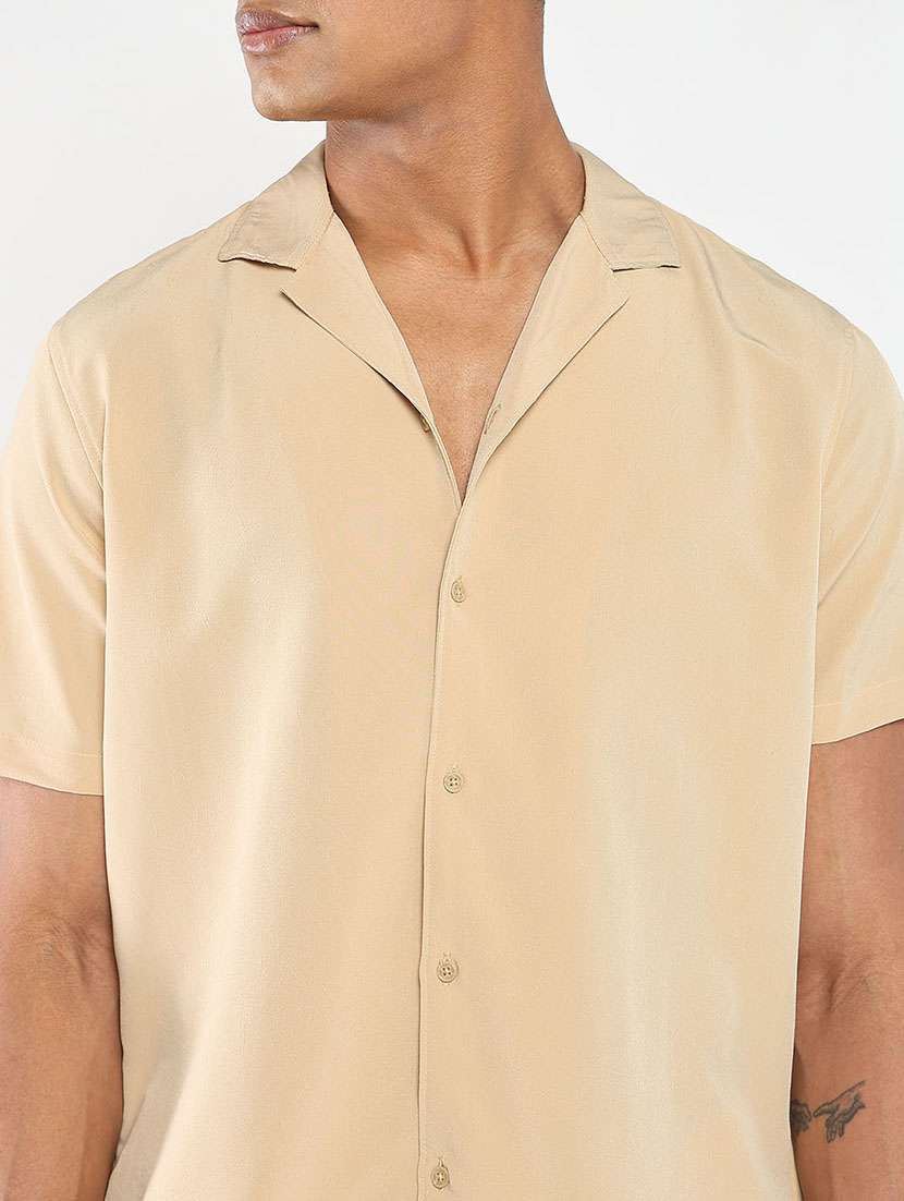 men solid shirt and short co-ord set - 21550171 -  Standard Image - 5