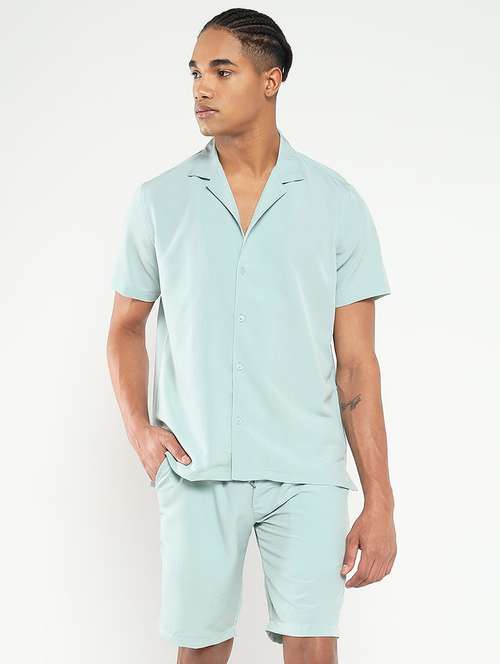 men solid shirt and short co-ord set - 21550172 - Standard Image - 0
