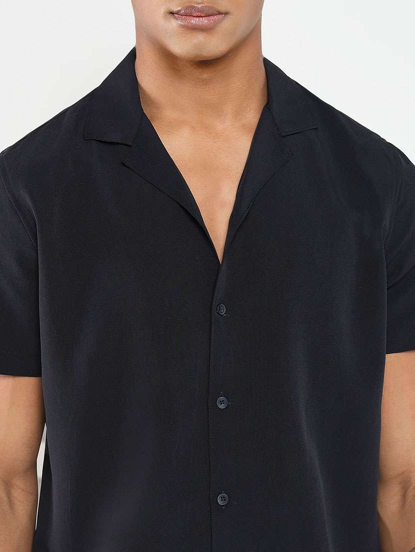 men solid shirt and short co-ord set - 21550176 -  Standard Image - 5