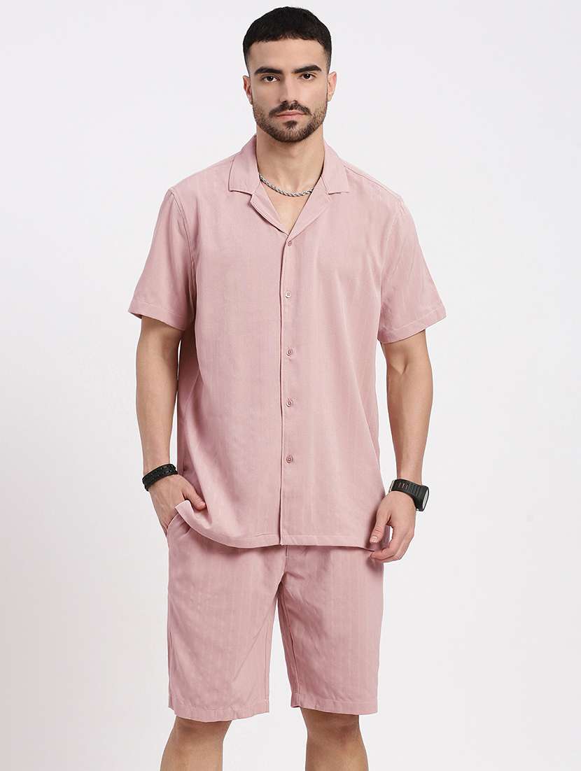 men solid shirt & shorts co-ord set