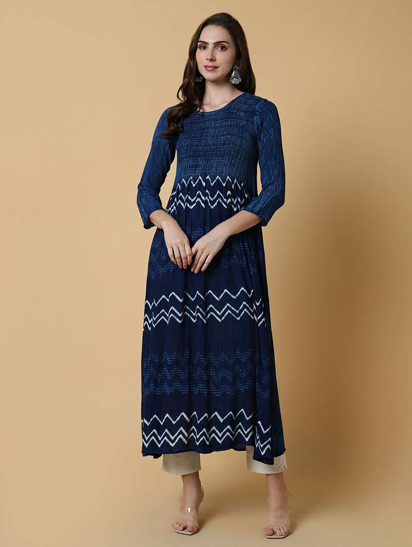 women printed round neck a-line kurta 
