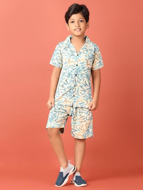 boys multicolored printed shorts set - 21550276 -  Standard Image - 0