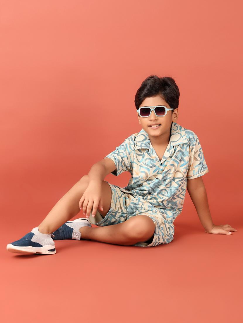 boys multicolored printed shorts set - 21550276 - Standard Image - 3