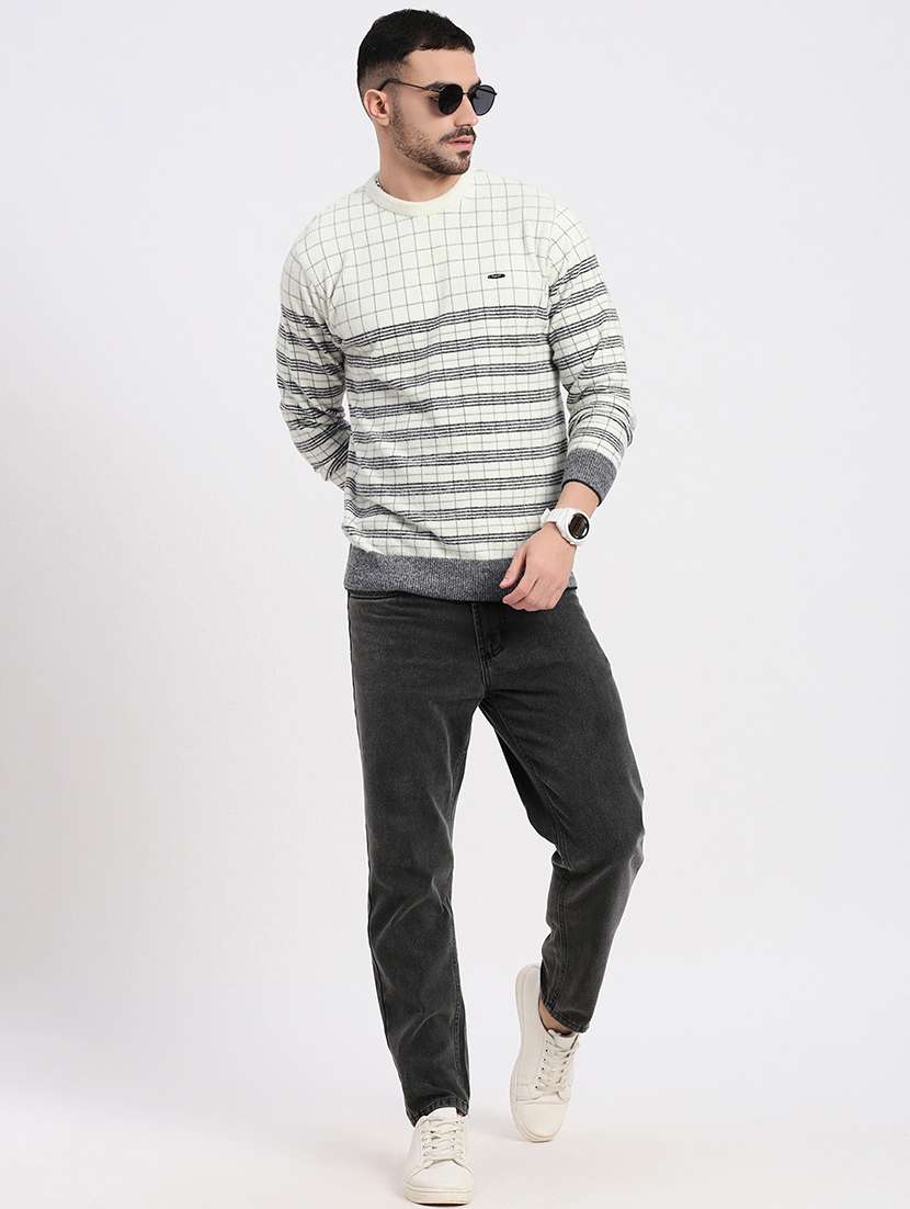 men round neck long sleeve pullover - 21550282 -  Standard Image - 3