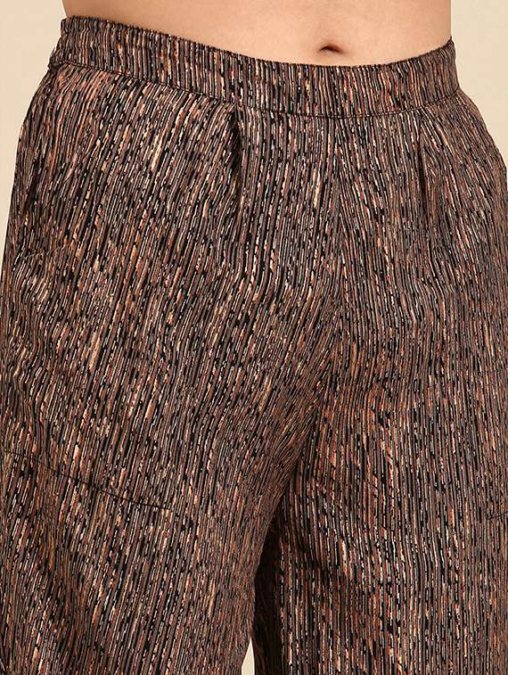 women three quarter sleeve kurta pant with dupatta set - 21550307 -  Standard Image - 5