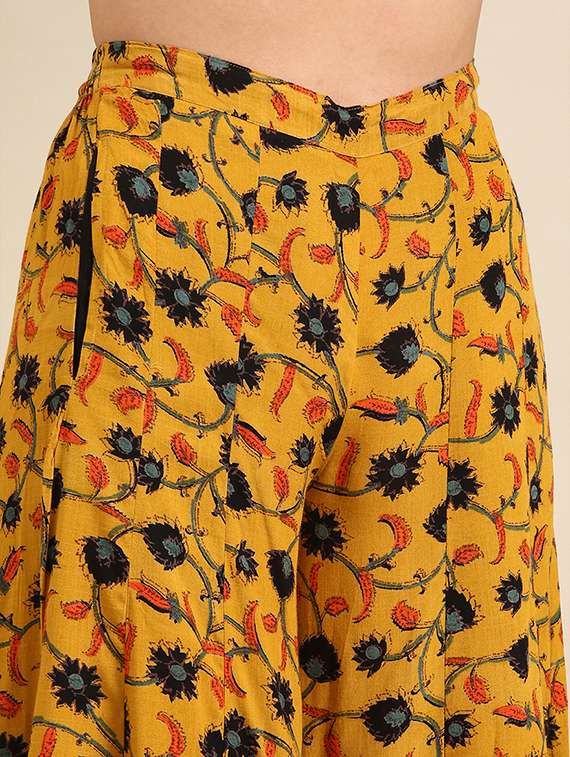 women black self design kurta palazzo set - 21550310 -  Standard Image - 5