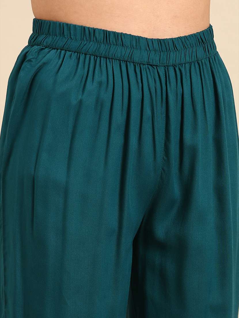 women three quarter sleeve kurta pant with dupatta set - 21550313 -  Standard Image - 5