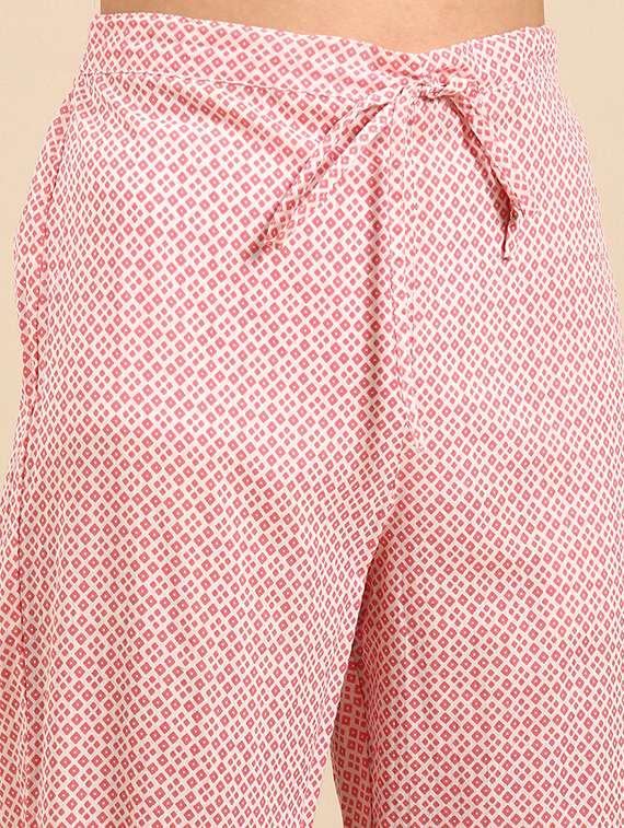 women printed kurta pant set with dupatta - 21550342 -  Standard Image - 5