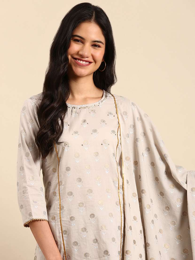 women floral printed kurta sharara with dupatta set - 21550344 -  Standard Image - 3