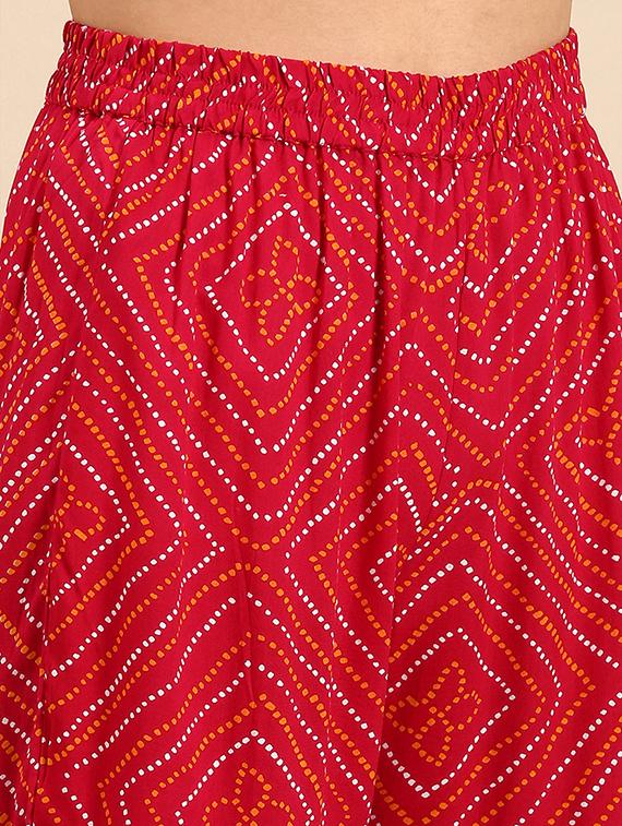 women printed kurta sharara with dupatta set - 21550358 - Standard Image - 5
