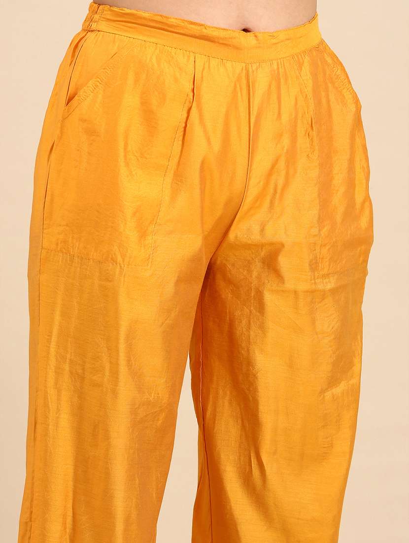 women three quarter sleeve kurta pant with dupatta set - 21550365 -  Standard Image - 5