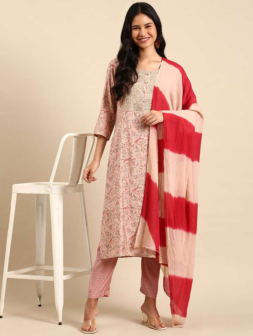 women floral three quarter sleeve kurta pant with dupatta set