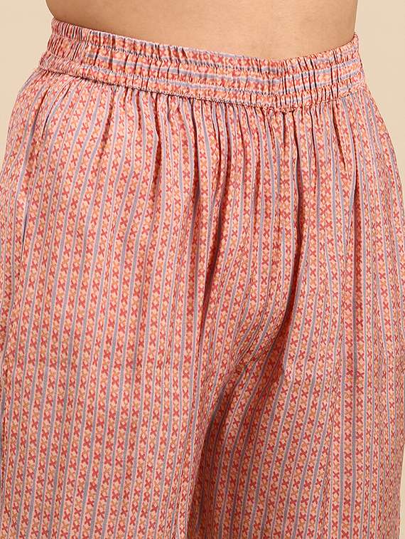 women floral three quarter sleeve kurta pant with dupatta set - 21550384 -  Standard Image - 5