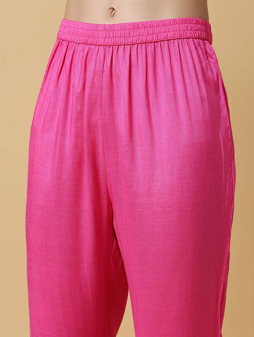 women pink ombre v neck kurta pant set with dupatta - 21550404 -  Standard Image - 5