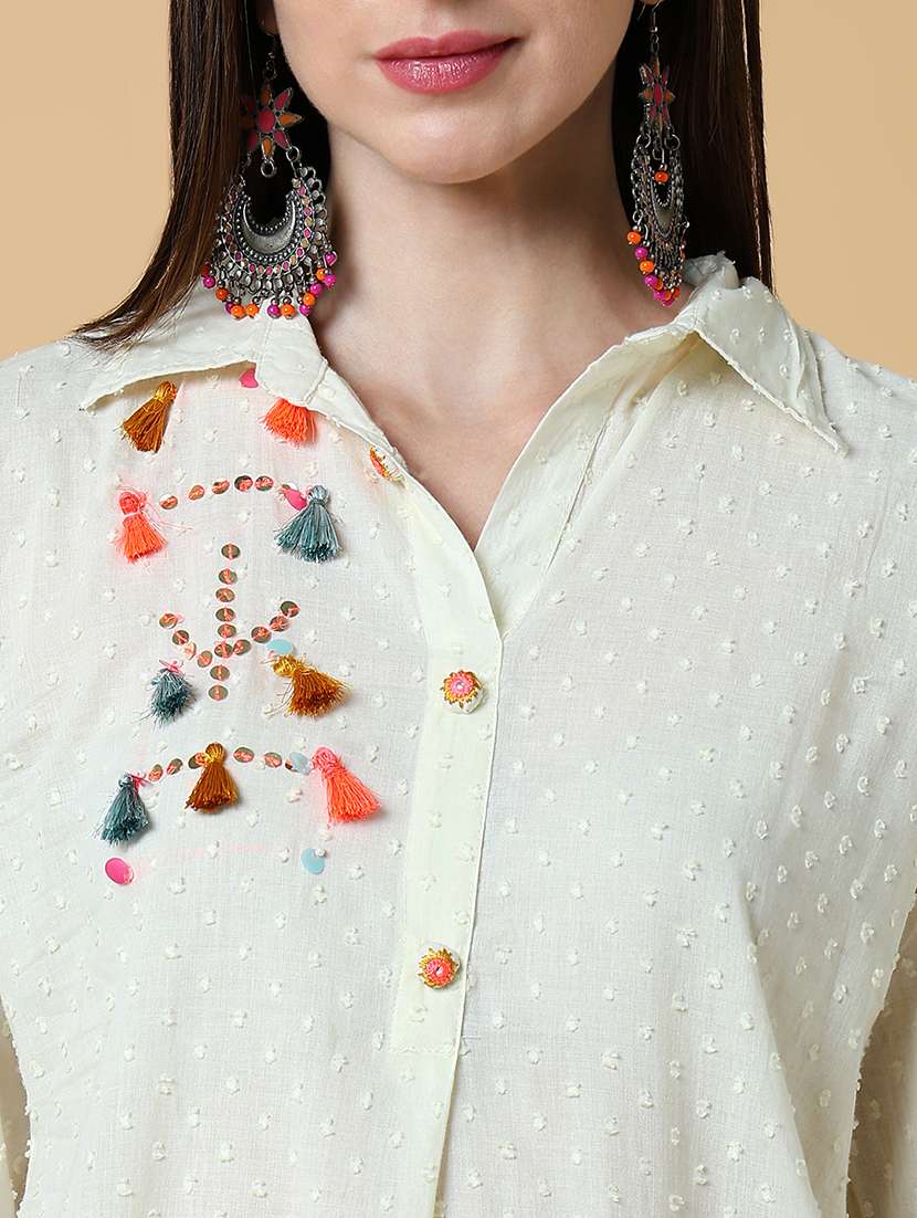 women off white embroidered kurta pant set - 21550405 -  Standard Image - 5