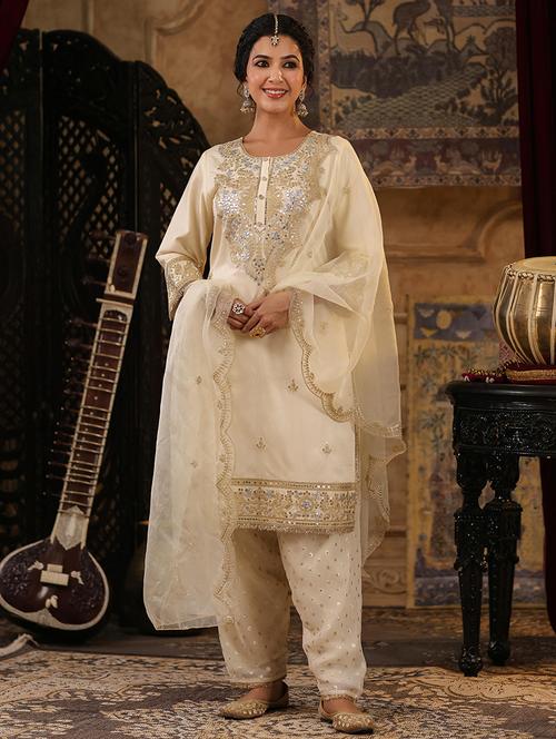 women embroidered kurta salwar set with dupatta - 21551410 - Standard Image - 0