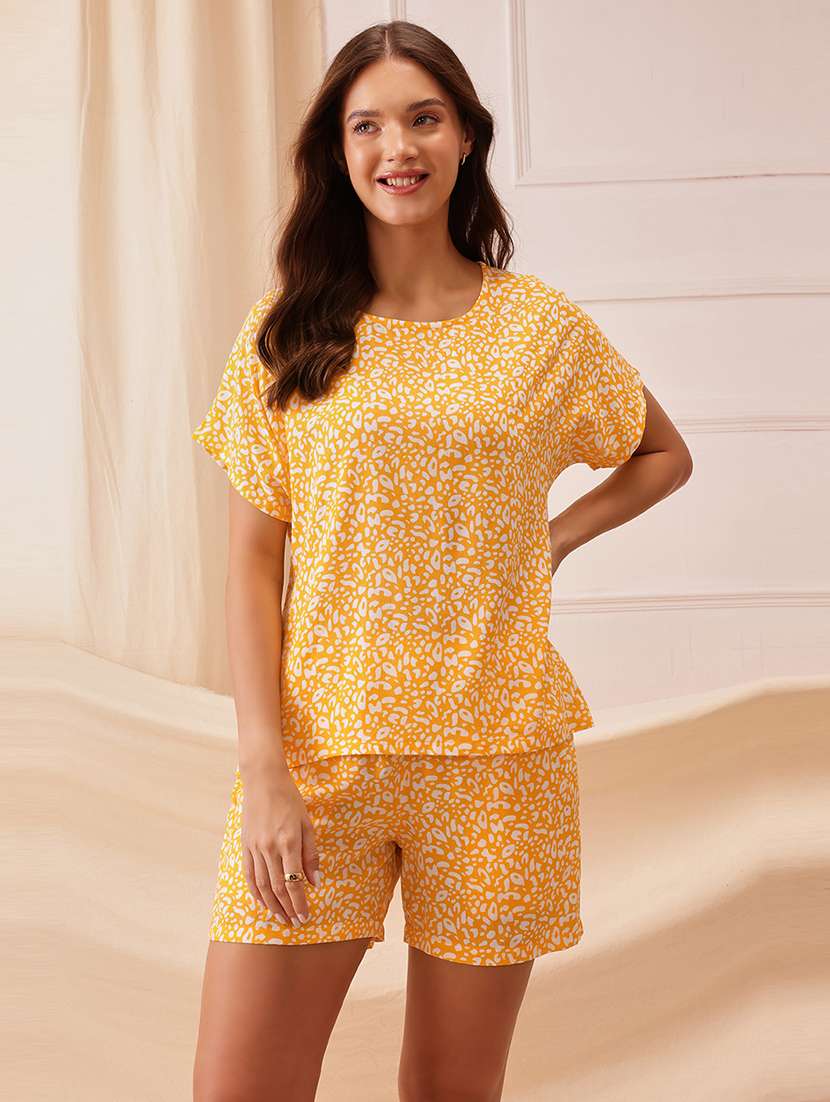 women animal print shorts nightwear set - 21552228 - Zoom Image - 0