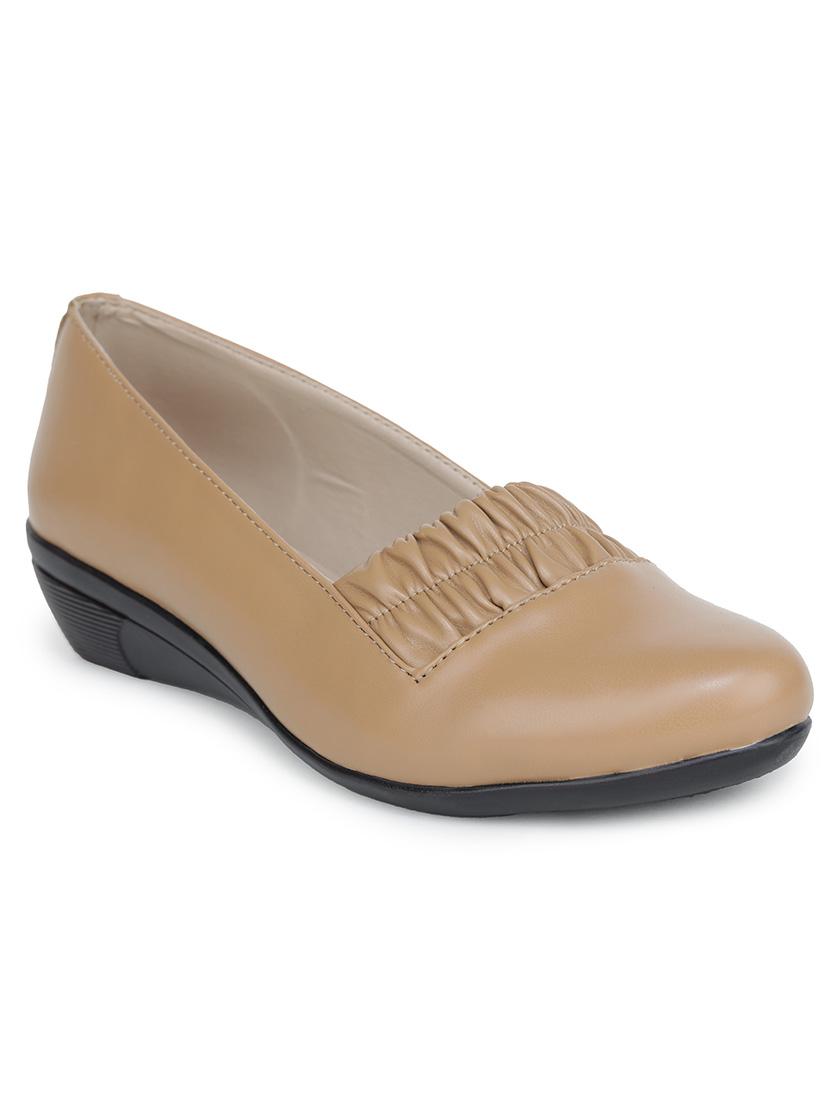 women solid slip on ballerina - 21553065 -  Zoom Image - 0