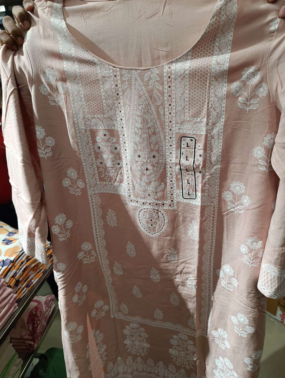 dusty pink rayon kurta - 21553627 -  Zoom Image - 0