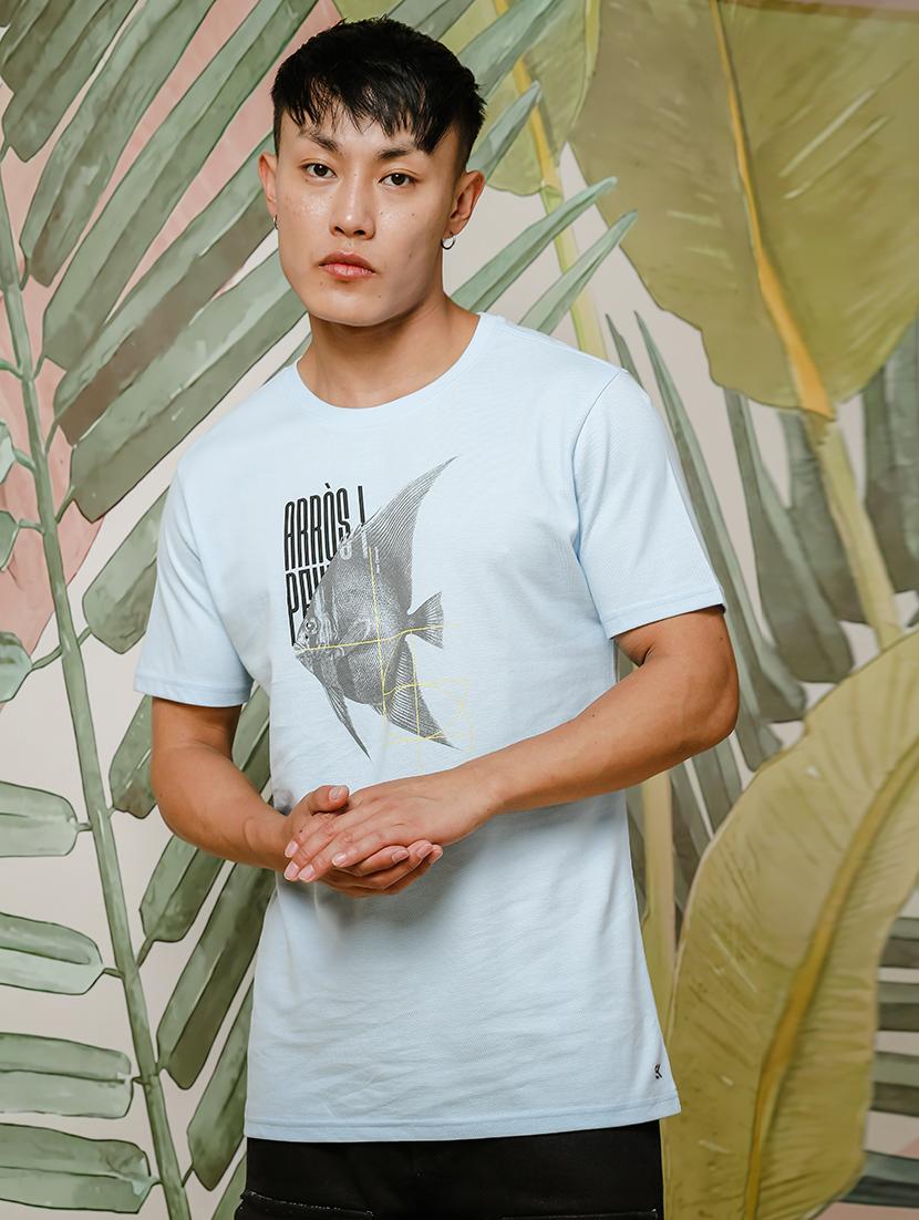 men chest print round neck t-shirt - 21553860 - Zoom Image - 0
