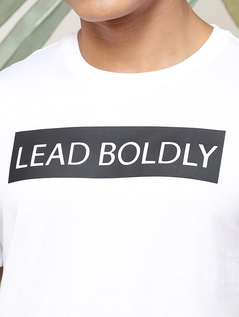 men chest print round neck t-shirt - 21553869 - Standard Image - 3