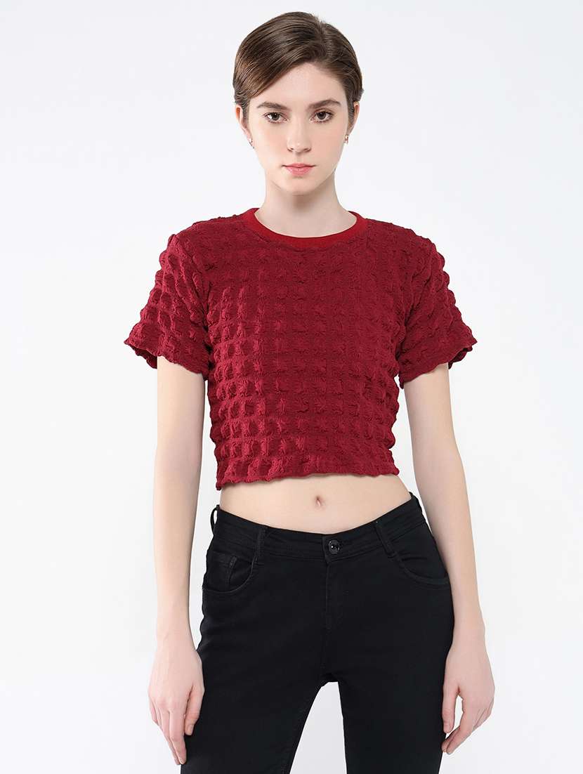women red self-designed crop top - 21554083 -  Zoom Image - 0