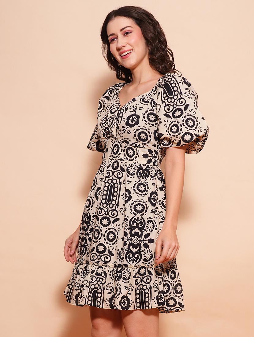 globus women black sweetheart neck balloon sleeves tribal print gathered smocked fit & flare dress - 21554197 - Zoom Image - 0