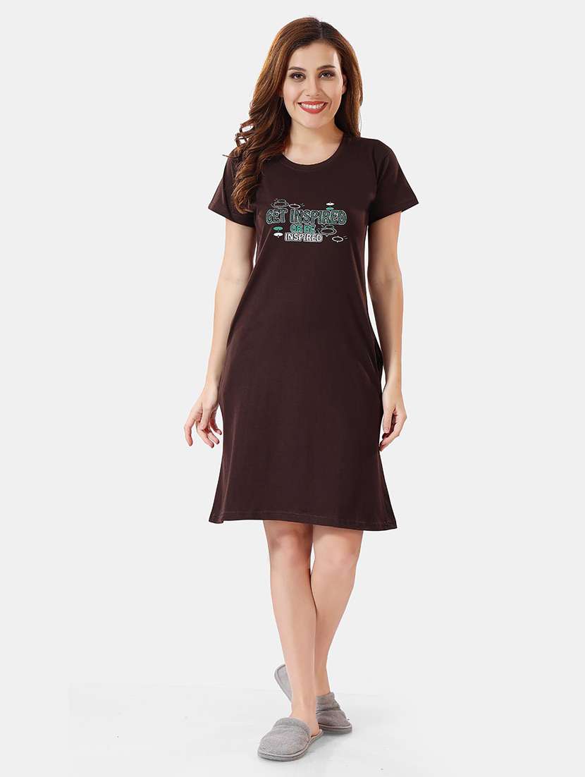 women printed round neck nightdress