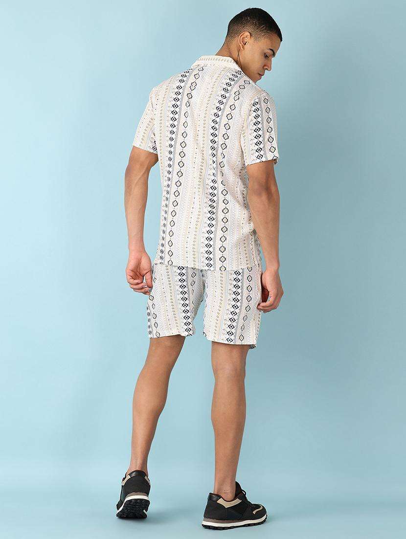 men printed short sleeve casual shirt - 21555720 -  Standard Image - 3